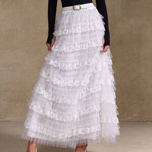 Chic White Layered Maxi Skirt